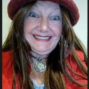 Meet your Posher, Debbie